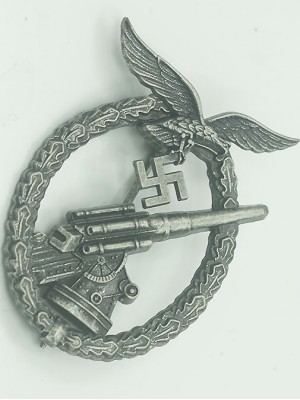 Replica of Anti-Aircraft Flak Battle Badge (Flak-Kampfabzeichen der Luftwaffe) (WWII German Badges) for Sale (by ww2onlineshop.com)