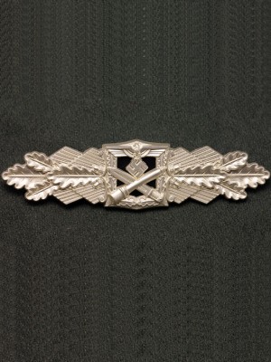 Replica of Close Combat Clasp in Silver (WWII German Badges) for Sale (by ww2onlineshop.com)