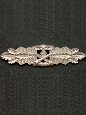 Replica of Close Combat Clasp in Silver (WWII German Badges) for Sale (by ww2onlineshop.com)