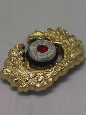 Replica of Heer Cap Wreath& Cockade in Gold (Cap Badges) for Sale (by ww2onlineshop.com)