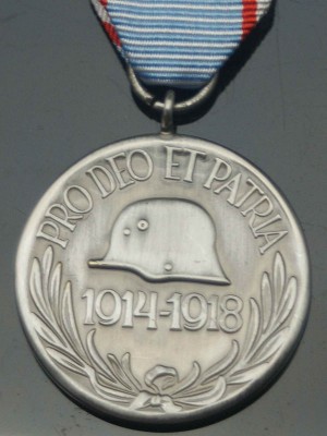 Replica of Hungary WWI Commemorative Medal (WWI Medals & Awards) for Sale (by ww2onlineshop.com)