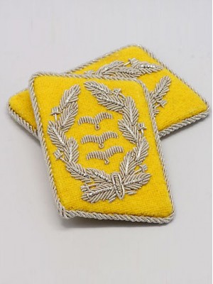 Replica of Luftwaffe Col. Collar Tabs (German Collar Tabs) for Sale (by ww2onlineshop.com)