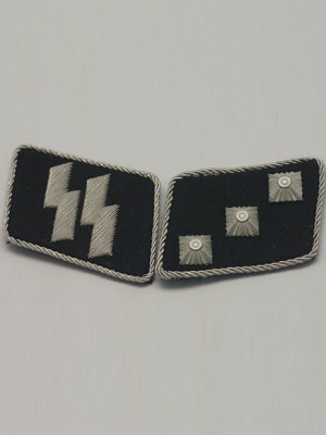 Replica of SS 2nd Lieutenant (SS-Unterstrumfuhrer) Collar Tabs (German Collar Tabs) for Sale (by ww2onlineshop.com)