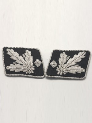 Replica of SS Lt General.(SS Gruppenfuhrer) Collar Tabs (German Collar Tabs) for Sale (by ww2onlineshop.com)