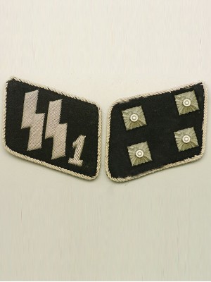 Replica of SSVT Major(SS-Sturmbannfuhrer) Collar Tabs (German Collar Tabs) for Sale (by ww2onlineshop.com)