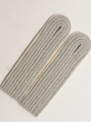 Replica of Company Grade Officer Shoulder Boards(Infantry) (German Shoulder Boards) for Sale (by ww2onlineshop.com)