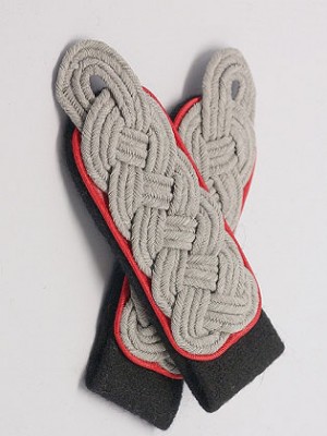 Replica of SS Field Grade Officer Shoulder Boards(Artillery) (German Shoulder Boards) for Sale (by ww2onlineshop.com)