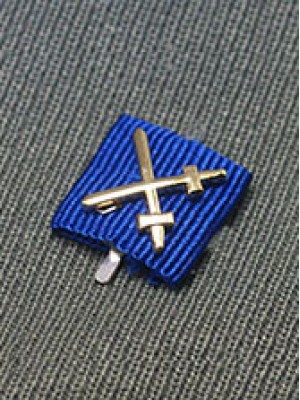 Replica of Knight of the White Rose of Finland with Gold Swords (Ribbon Bars Devices) for Sale (by ww2onlineshop.com)