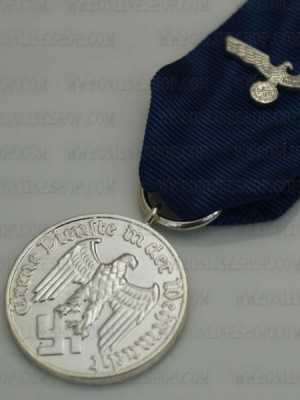 Replica of German WWII Heer 4 Years Service Medal With Ribbon & Heer Eagle Device (WWII German Medals) for Sale (by ww2onlineshop.com)