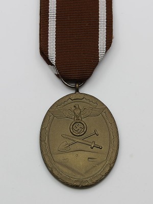 Replica of German WWII West Wall Medal (Deutsches Schutzwall-Ehrenzeichen)) (WWII German Medals) for Sale (by ww2onlineshop.com)