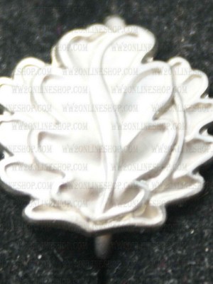 Replica of Oak Leaves to the Knight s Cross of the Iron Cross (WWII German Medals) for Sale (by ww2onlineshop.com)