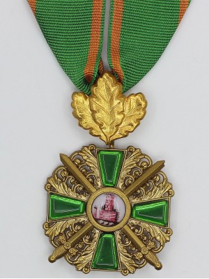Replica of Order of the Zähringer Lion with Oak Leaf (Knight 1st Class) (WWI Medals & Awards) for Sale (by ww2onlineshop.com)