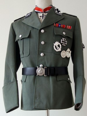 Replica of German WWII Waffen SS officer/SD Tunic (German WWII Uniforms) for Sale (by ww2onlineshop.com)